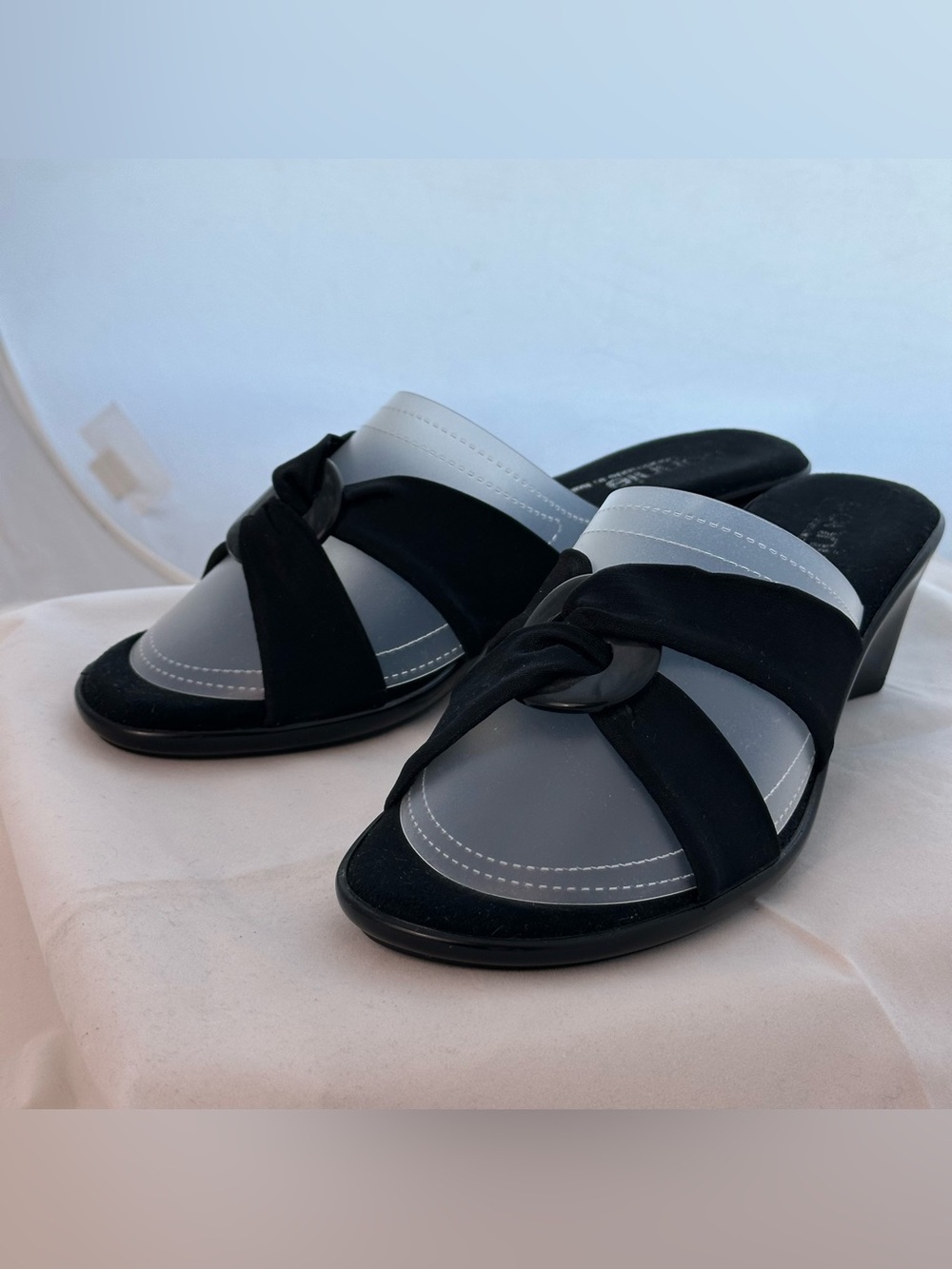 Handcrafted in Italy Black Slip-On Sandals Size 9.5 M 2.5" Wedge Elegant